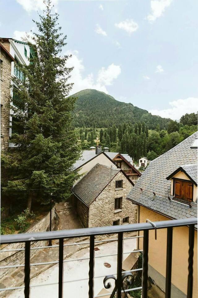 Appartement Casa Begona - Wifi Sencillo Y Acogedor à Sallent de Gállego Extérieur photo
